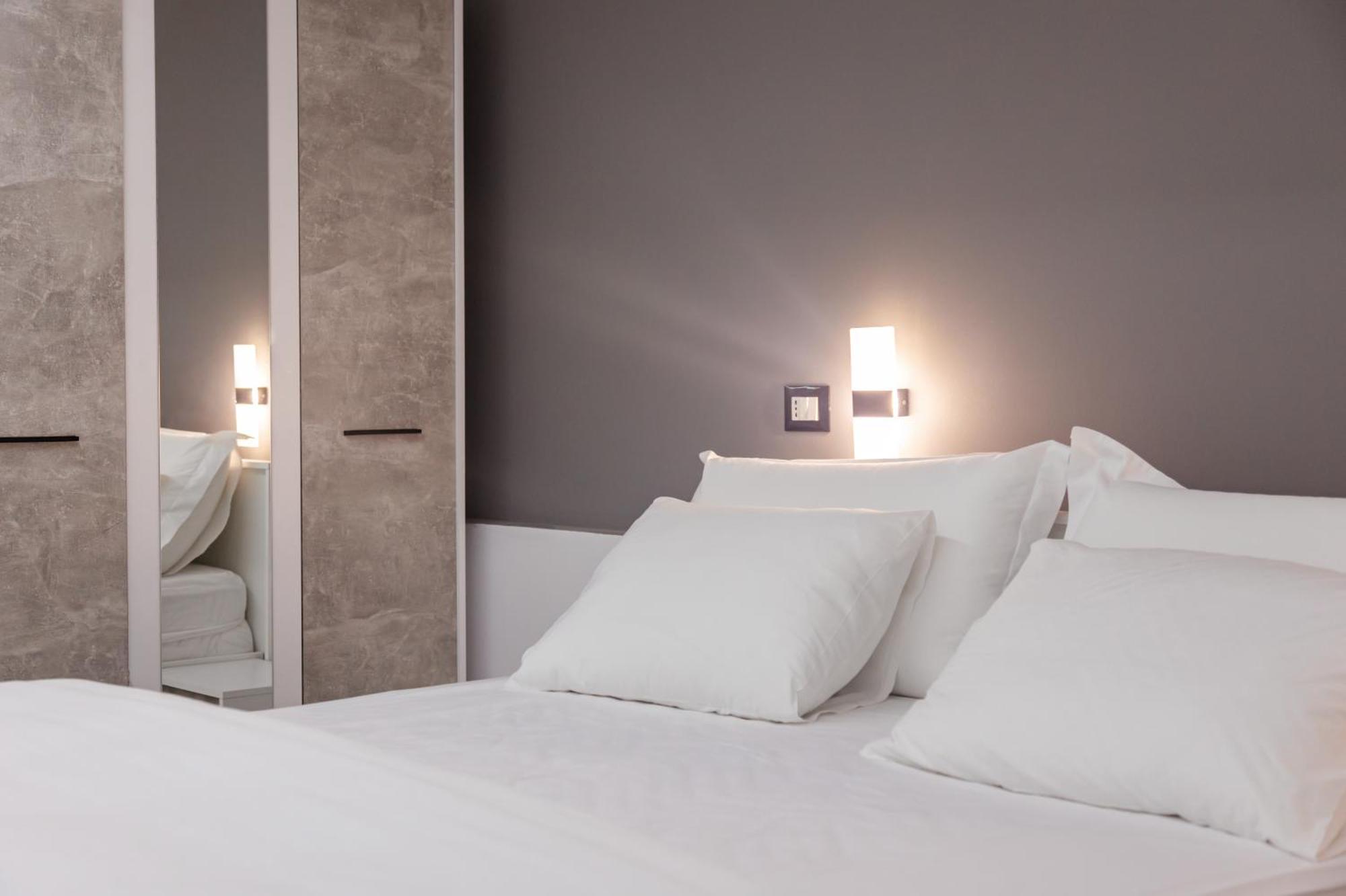 Mon Prive Apartment ティラナ エクステリア 写真